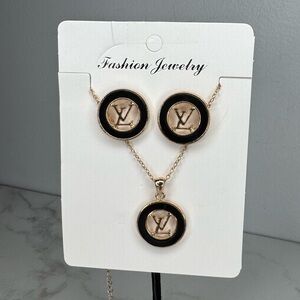 Earring & Necklace Set